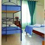 Beachfront Alonissos - Galazia Thea Gems Apartment *
