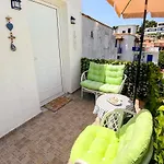 Beachfront Alonissos - Galazia Thea Gems Apartment